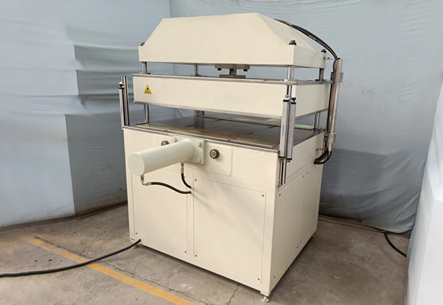 hydraulic extrusion press